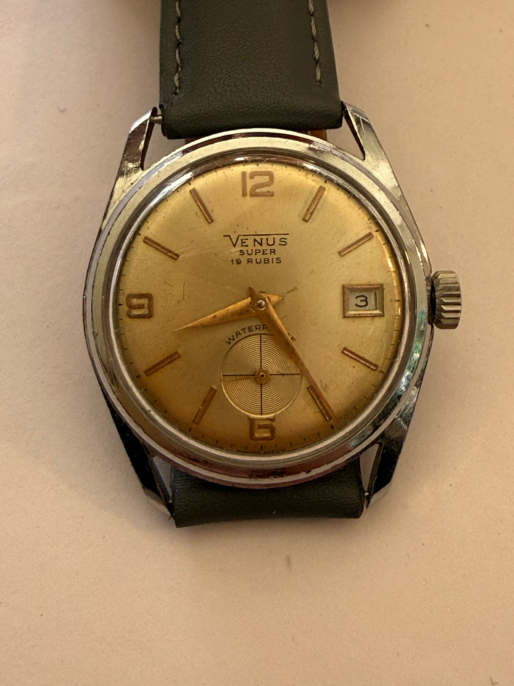 Venus Super Ref 611364. Case 34mm. Cal 336 N. Work