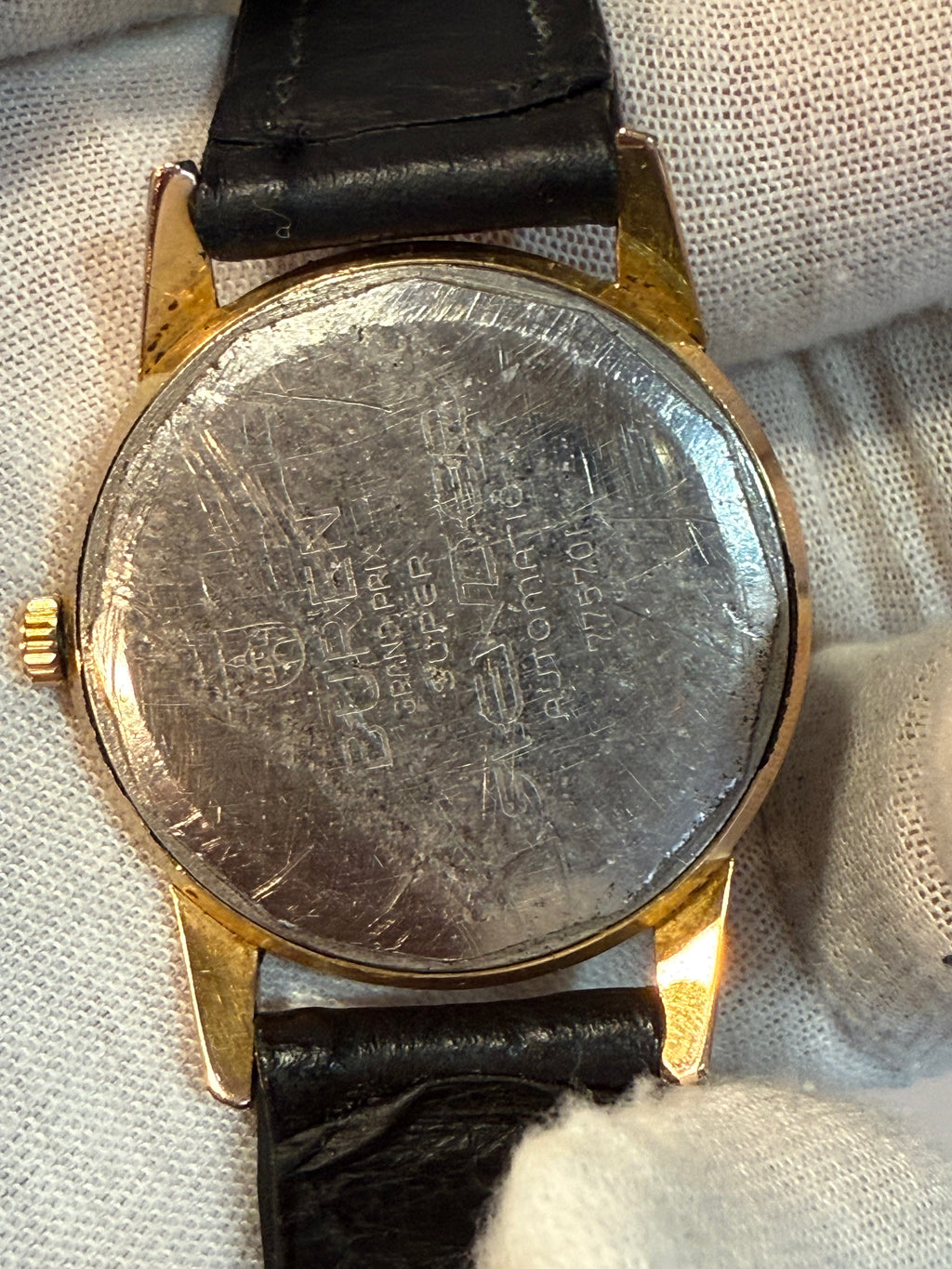 Buren Grand Prix “Super Slender” – Swiss Automatic Vintage Watch. Ref 775701. 21 jewews