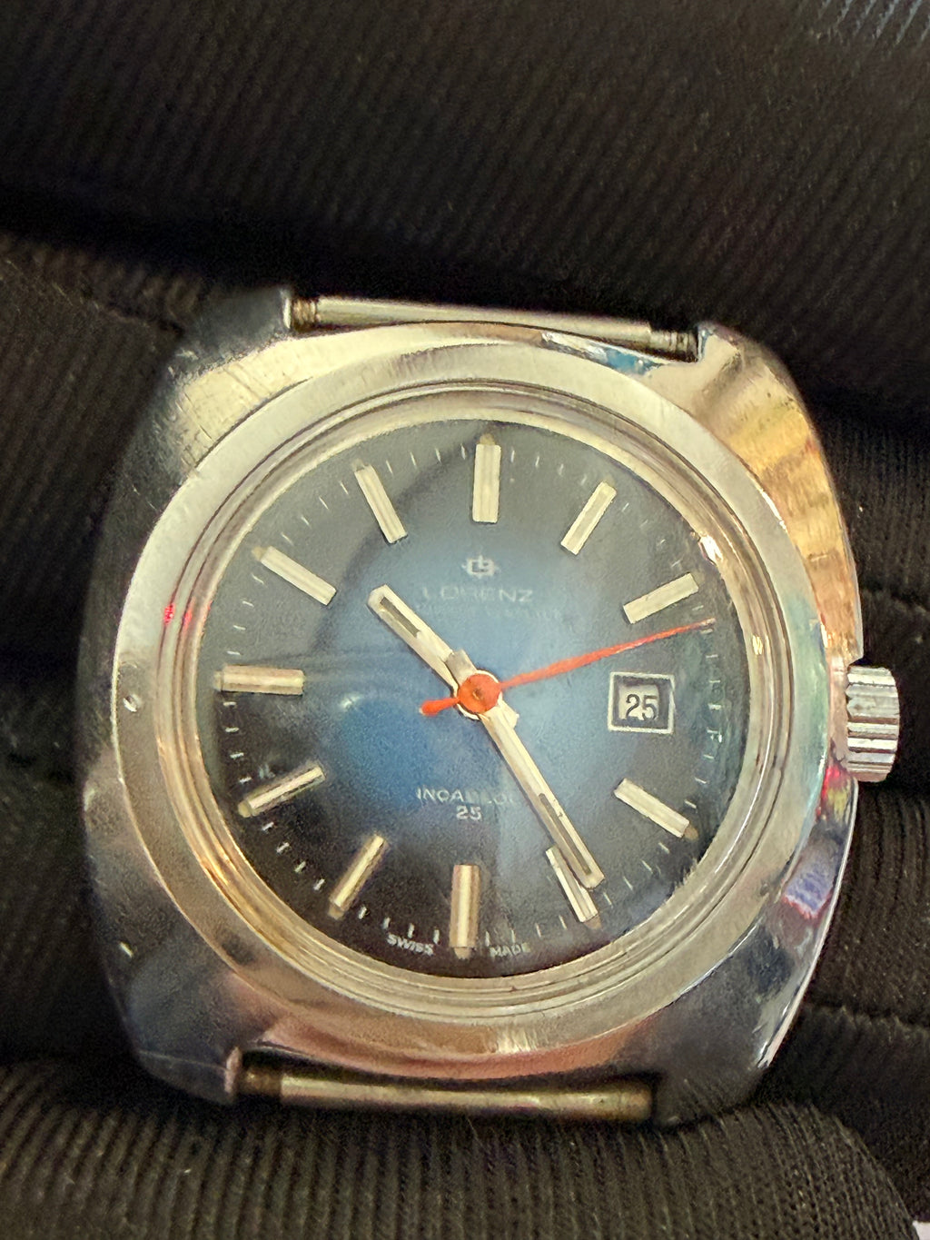 Lorenz Automatc Perpetual. case 33mm. Ref 4324. Caliber eta 2651.