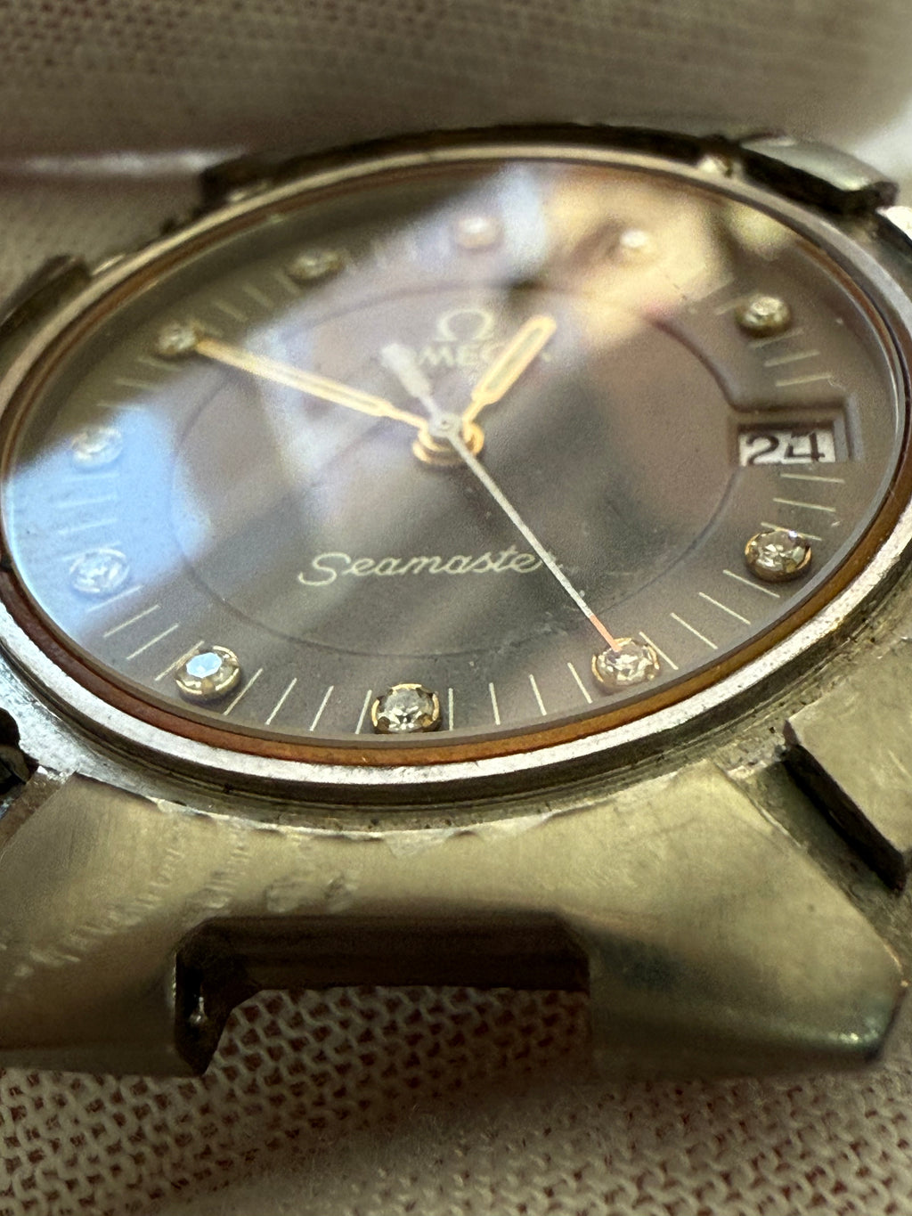 Omega Seamaster Titane Quartz • Diamond Dial • Cal. 1332 • Original Titanium Case