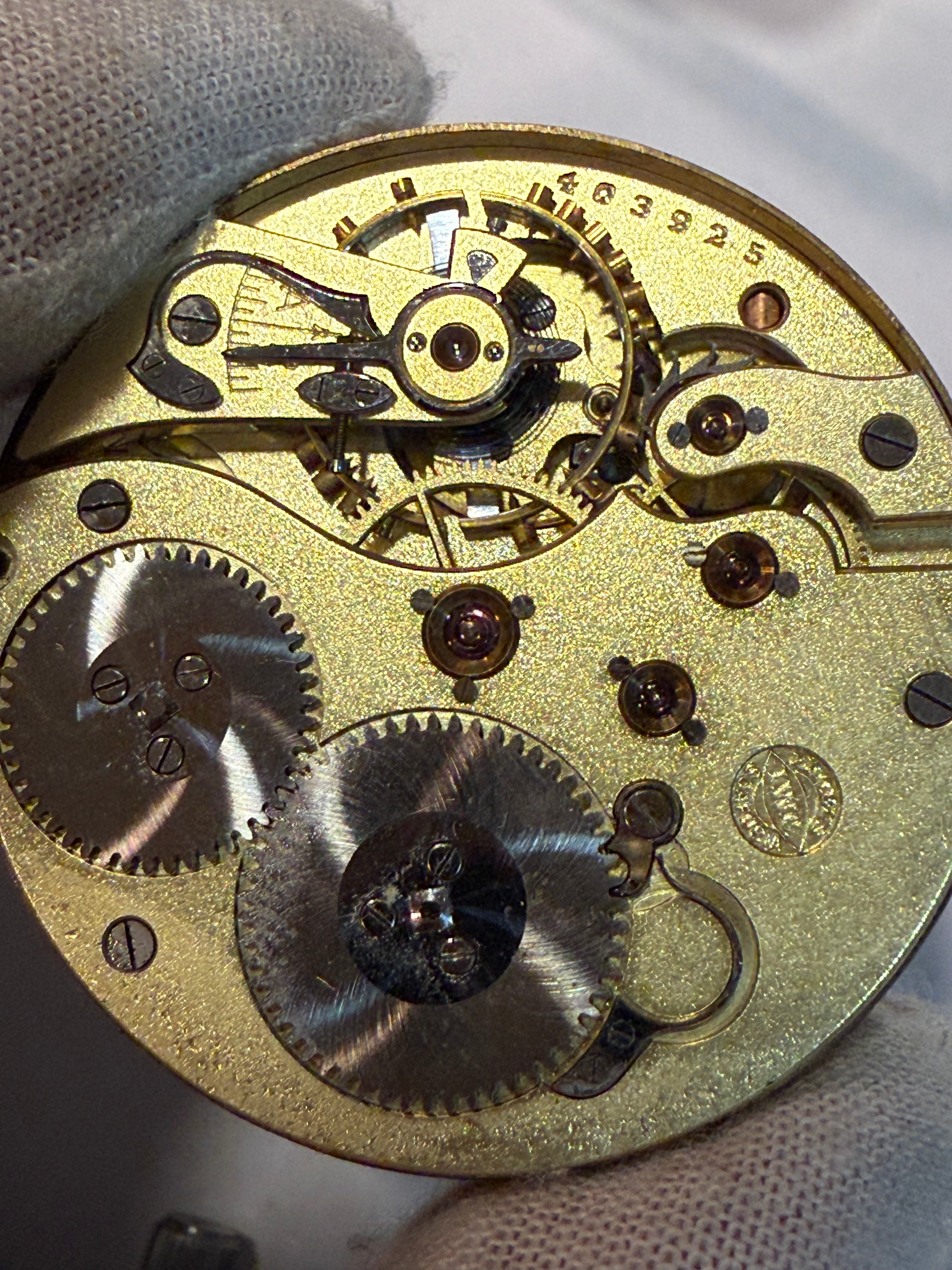 IWC Pocket Watch Movement – Serial 403945 (c.1915–1920)Fully serviced – perfect working conditionOriginal IWC 18k gold crown included