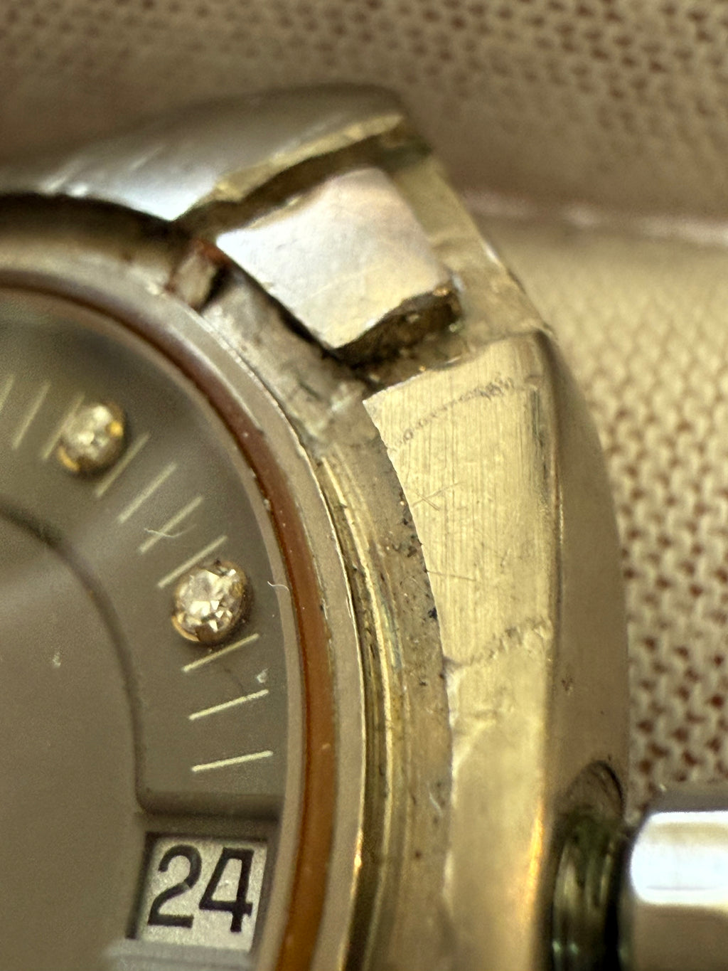 Omega Seamaster Titane Quartz • Diamond Dial • Cal. 1332 • Original Titanium Case