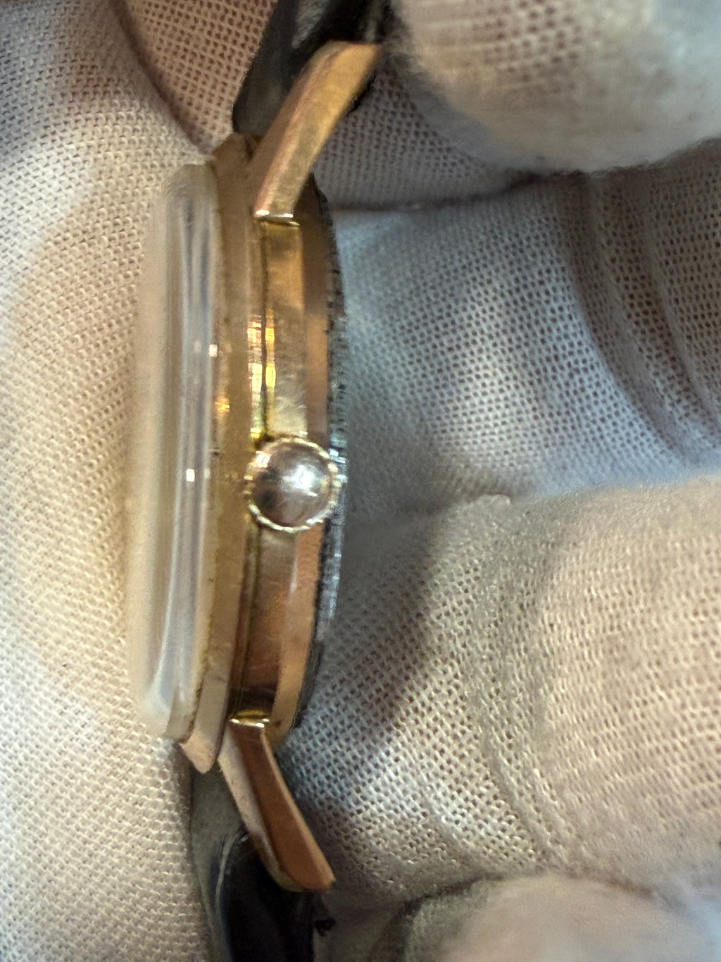 Buren Grand Prix “Super Slender” – Swiss Automatic Vintage Watch. Ref 775701. 21 jewews