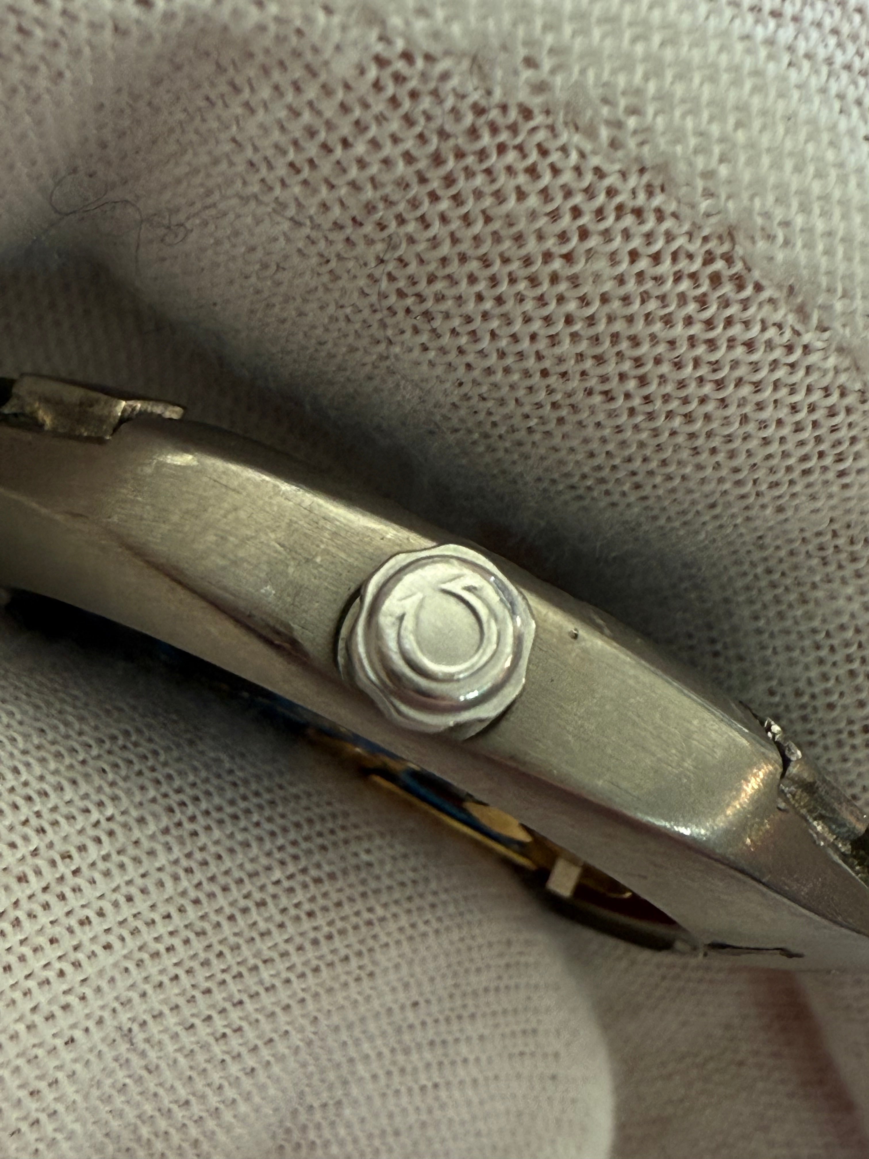 Omega Seamaster Titane Quartz • Diamond Dial • Cal. 1332 • Original Titanium Case