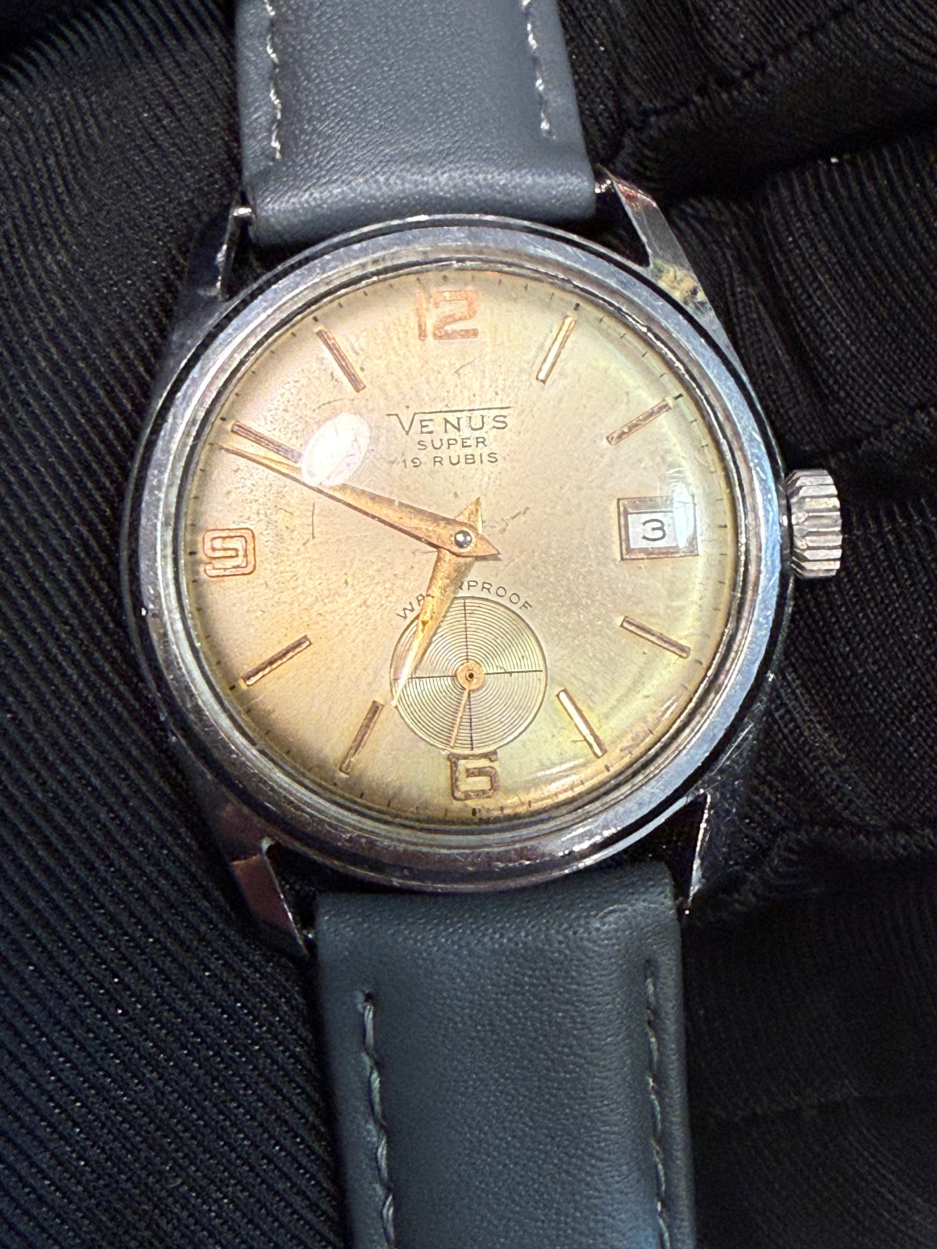 Venus Super Ref 611364. Case 34mm. Cal 336 N. Work