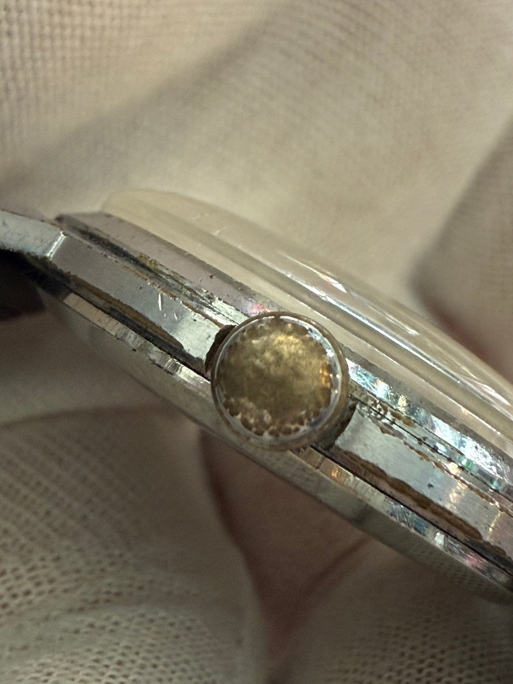 Vintage Technos Antimagnetic 33mm – Movement Manual. Serviced, work perfect.