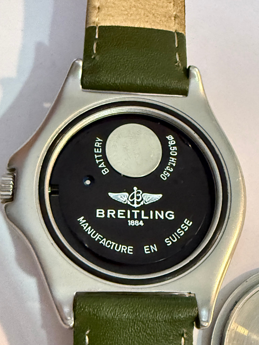 Breitling Colt Ref A57035. Diver 300m Quartz. Case 38mm. Work perfect