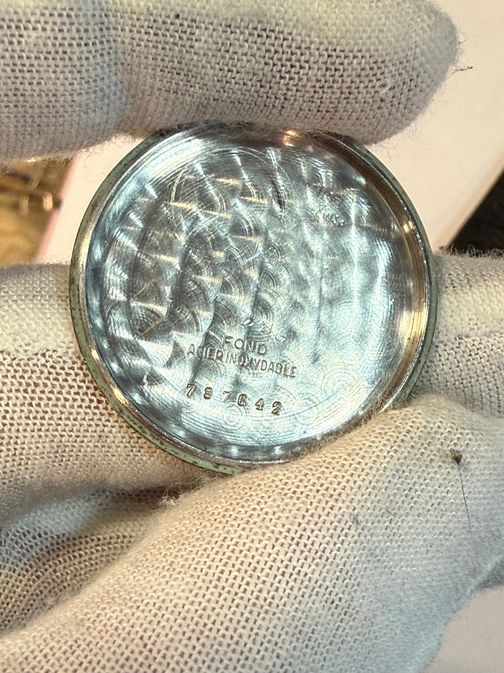 Buren Grand Prix “Super Slender” – Swiss Automatic Vintage Watch. Ref 775701. 21 jewews