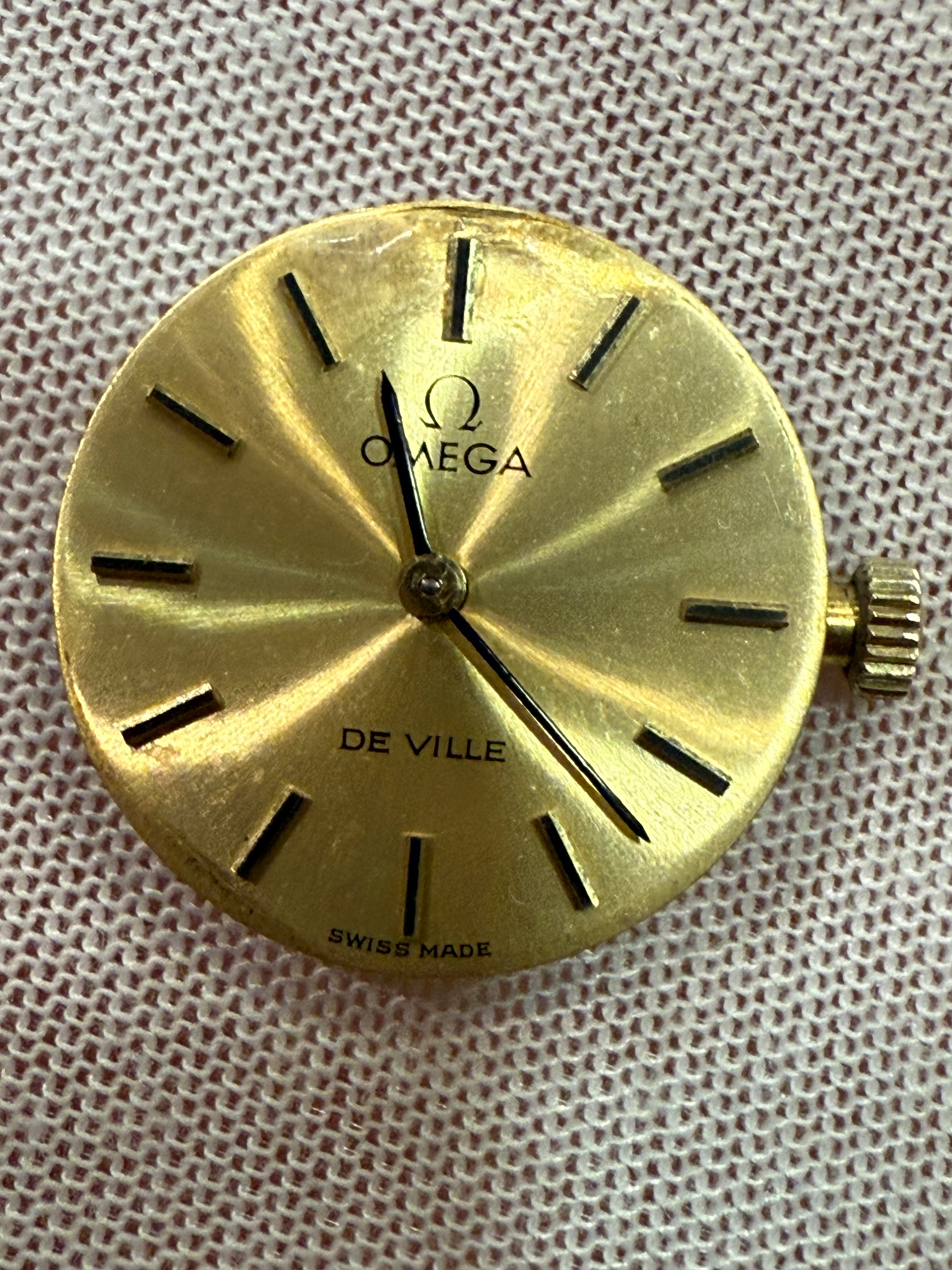 Omega De Ville Manual Movement – Cal. 620 – 17 Jewels – Serviced – Original Crown – Complete Set