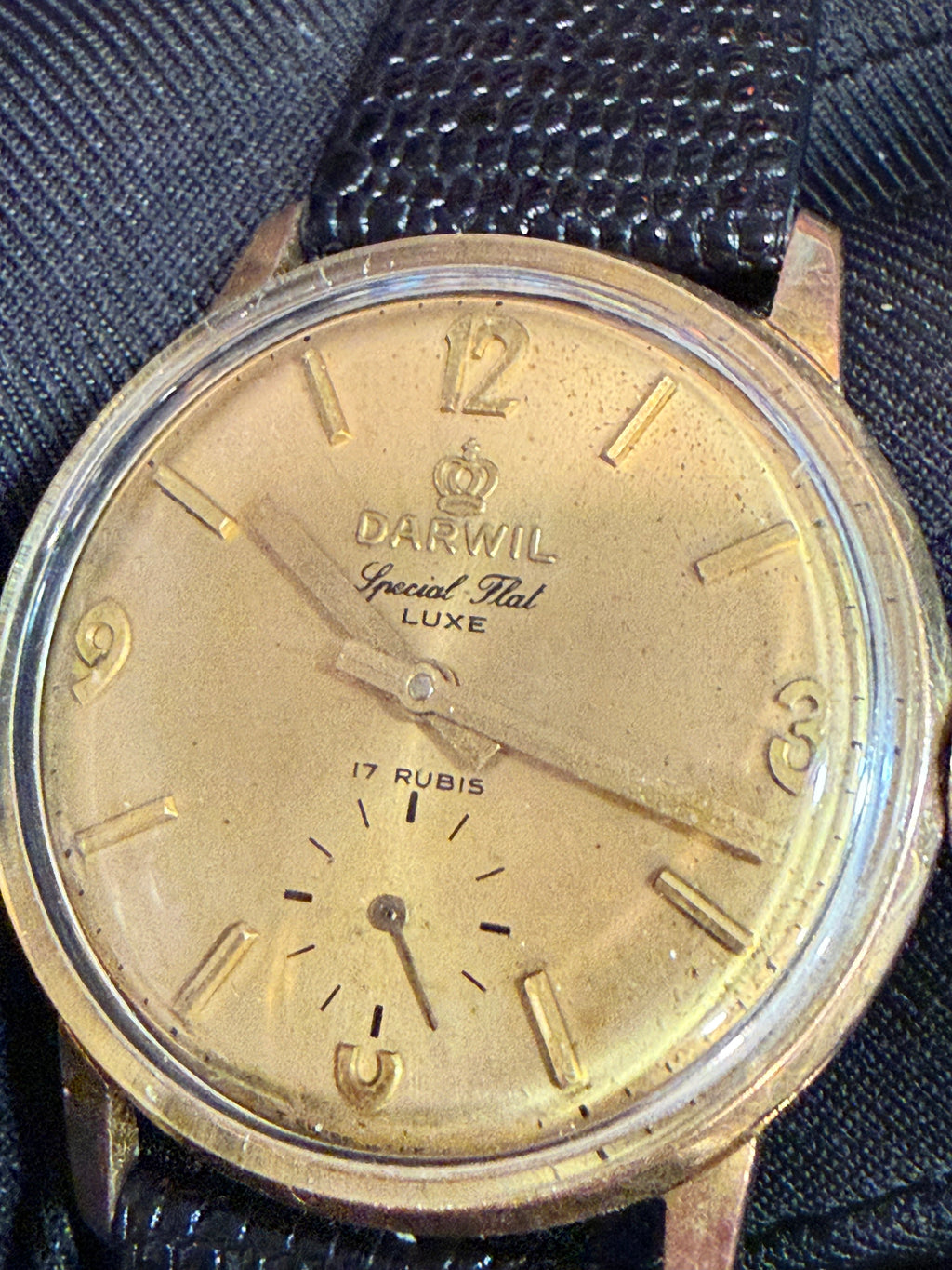 Used  Darwill Special Flat Luxe Ref 7018. Cal 7018. Case 35mm