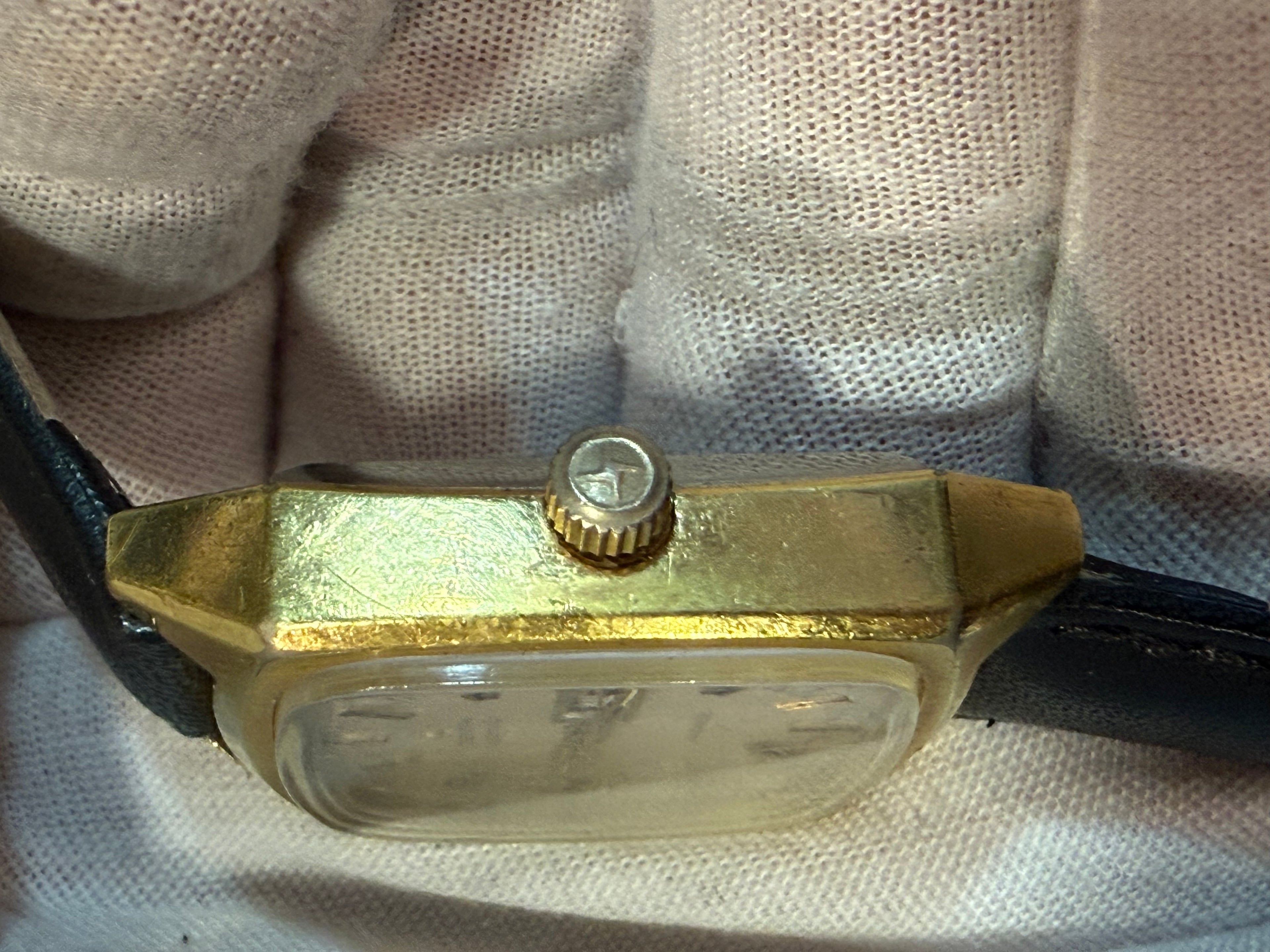 Zenith Respirator x ref SC 6787-1 . Vintage Swiss Automatic Watch, Day/Date, Gold-Tone Case (Serviced)