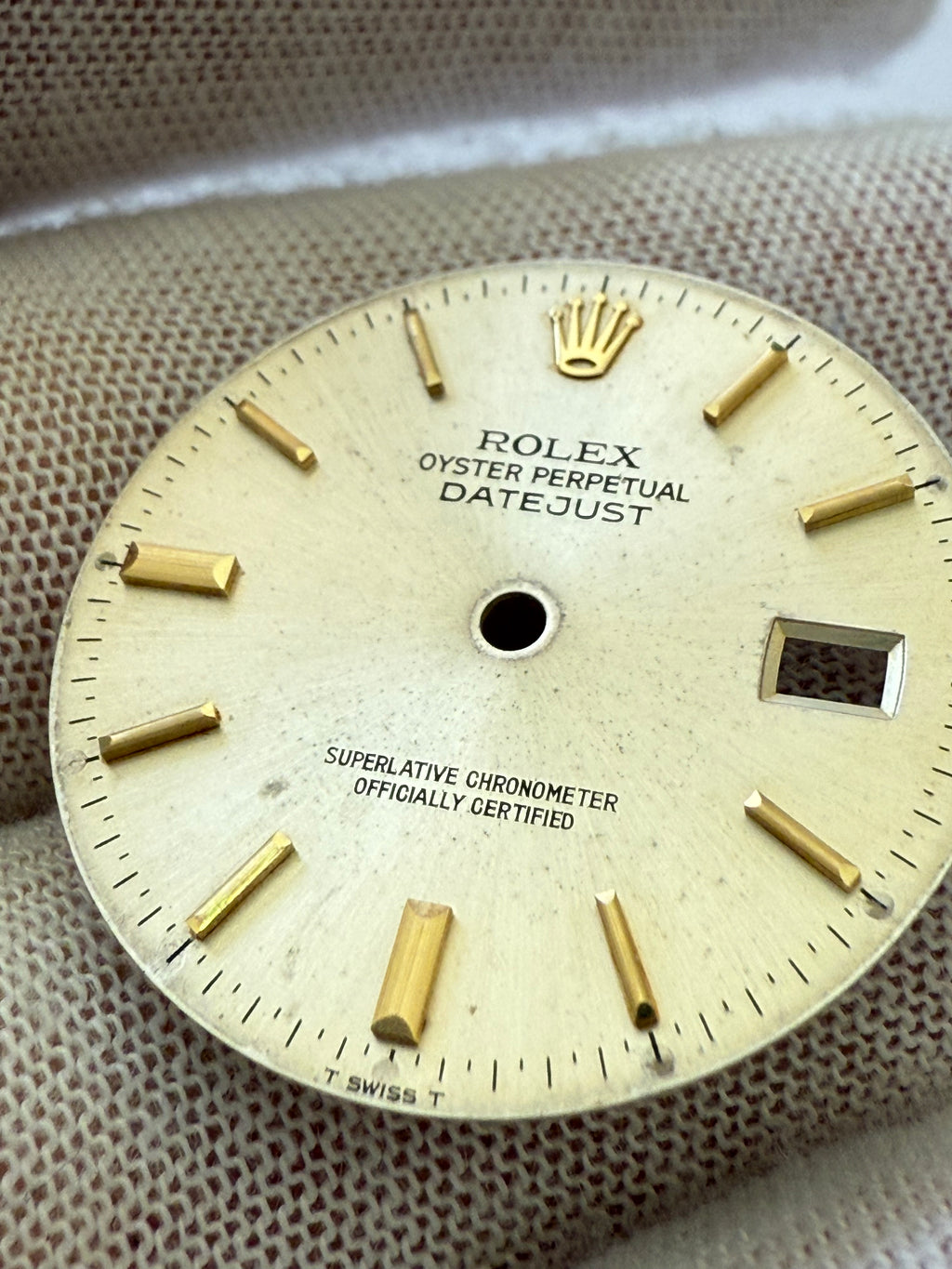 For Part. Rolex Datejust 16013 Dial • Champagne Gold • Caliber 3035 • Original • Patina Spots