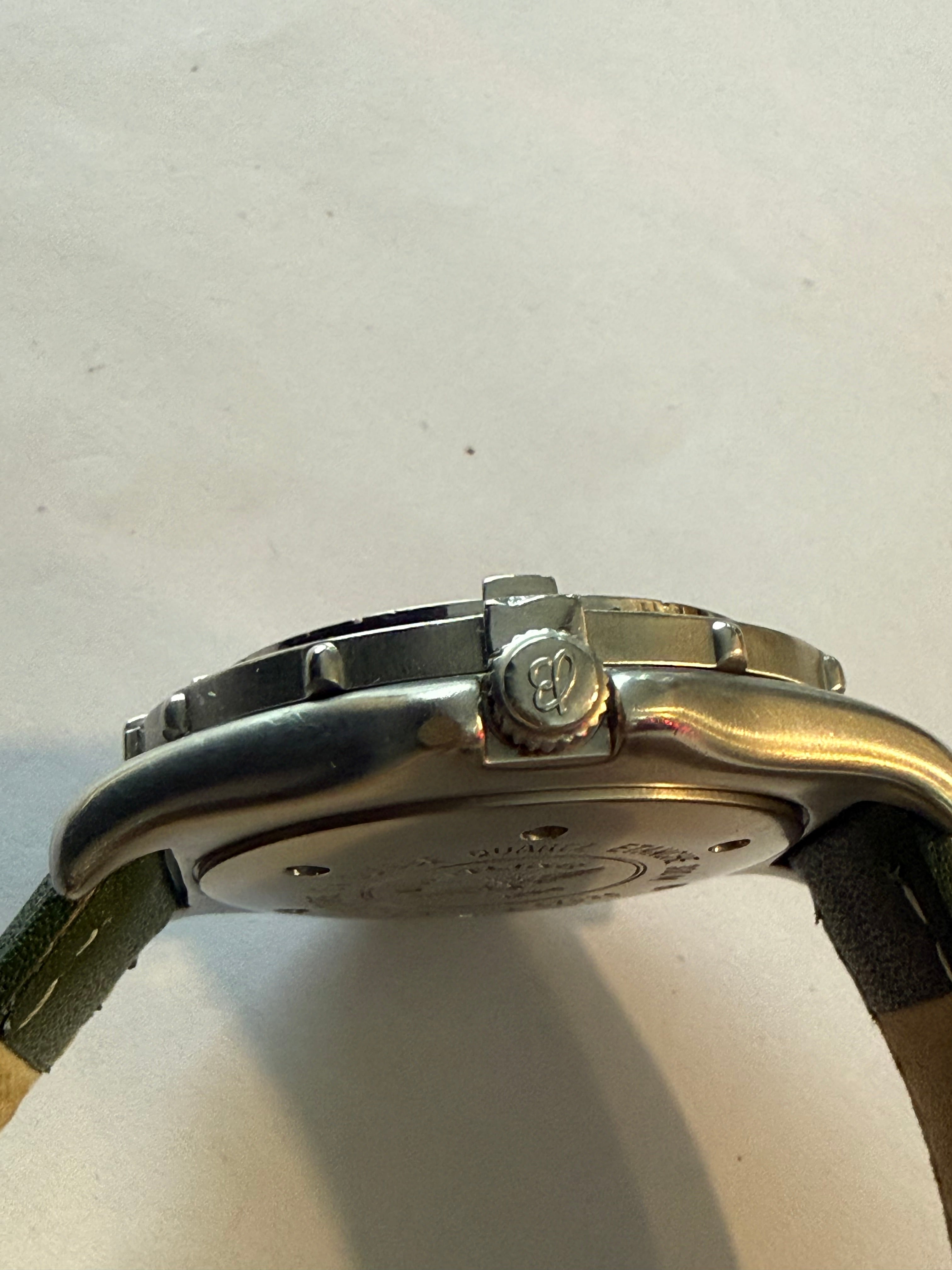 Breitling Colt Ref A57035. Diver 300m Quartz. Case 38mm. Work perfect