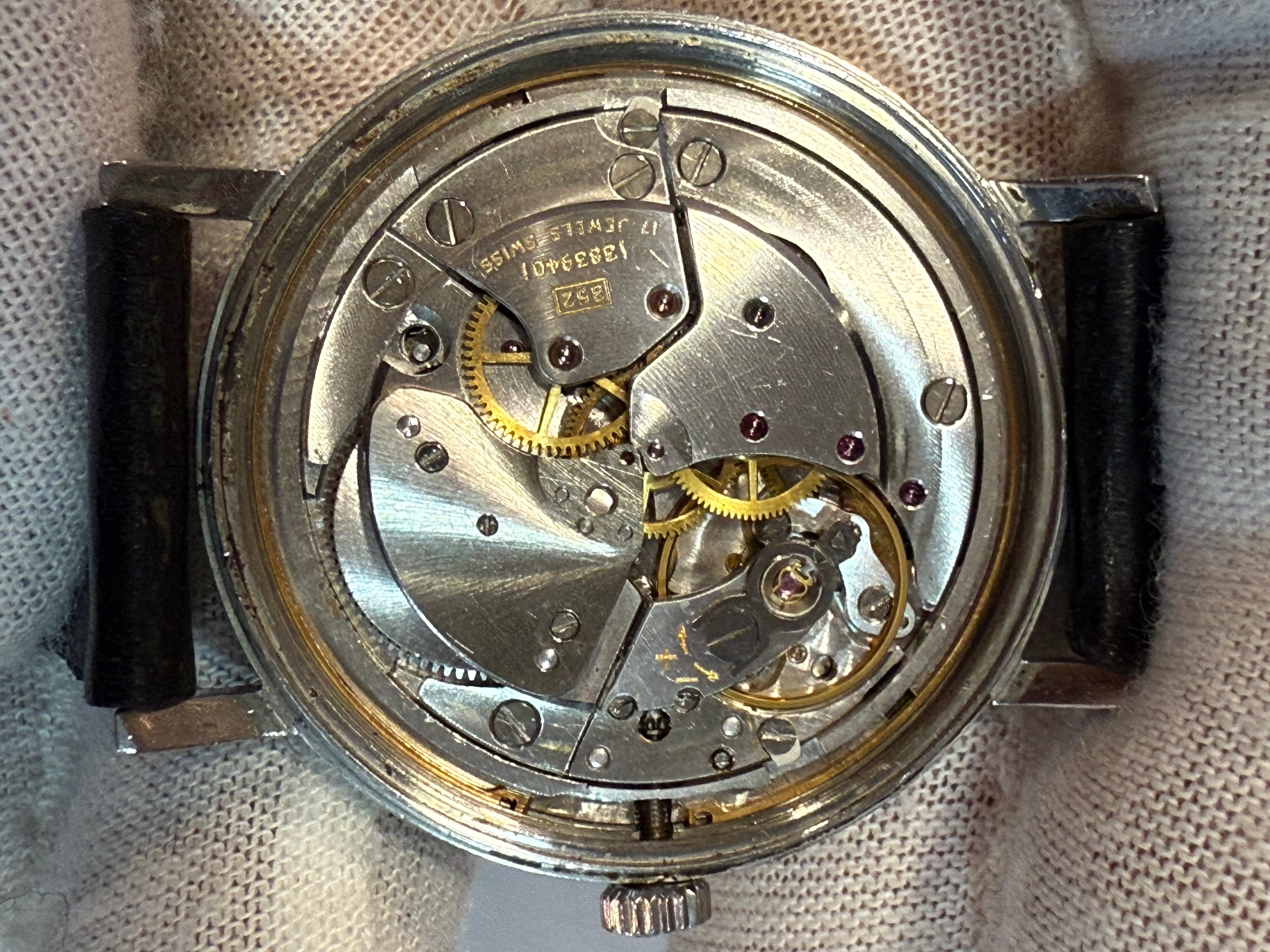 Longines Ref. 7964-1 – Caliber 352 – Sold as Parts – Runs Smoothly Nov29_01:42