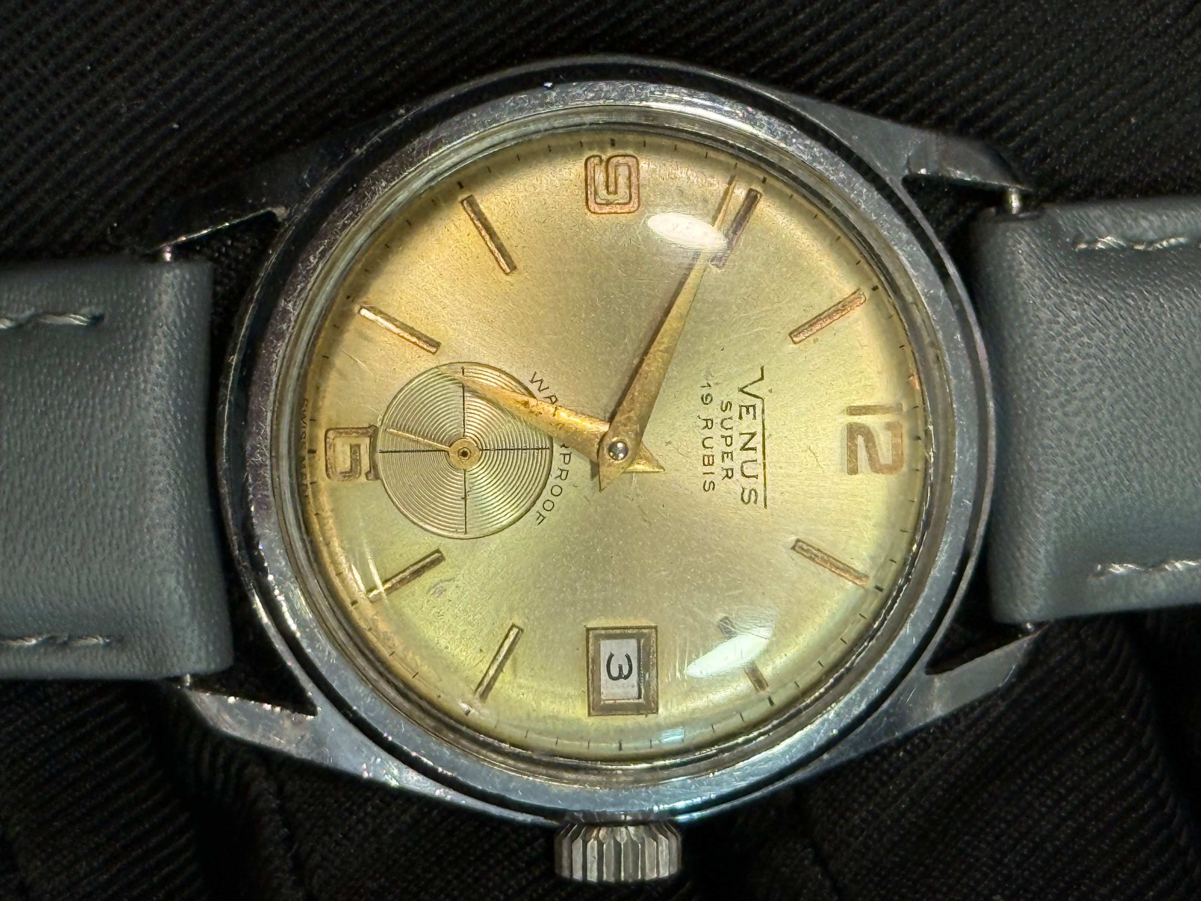 Venus Super Ref 611364. Case 34mm. Cal 336 N. Work