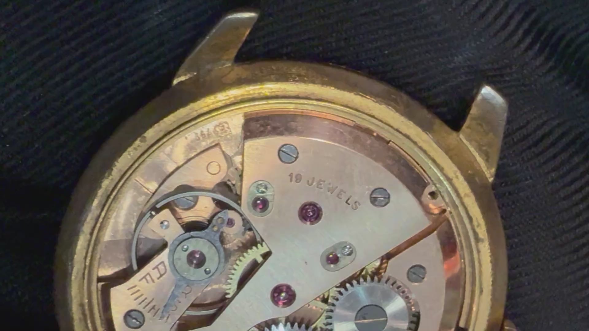 Venus Vintage Manual Cal 751. Case 36mm.Ref 619735. For Part. Work